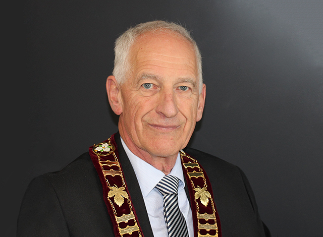 Mayor Arie Hoogenboom
