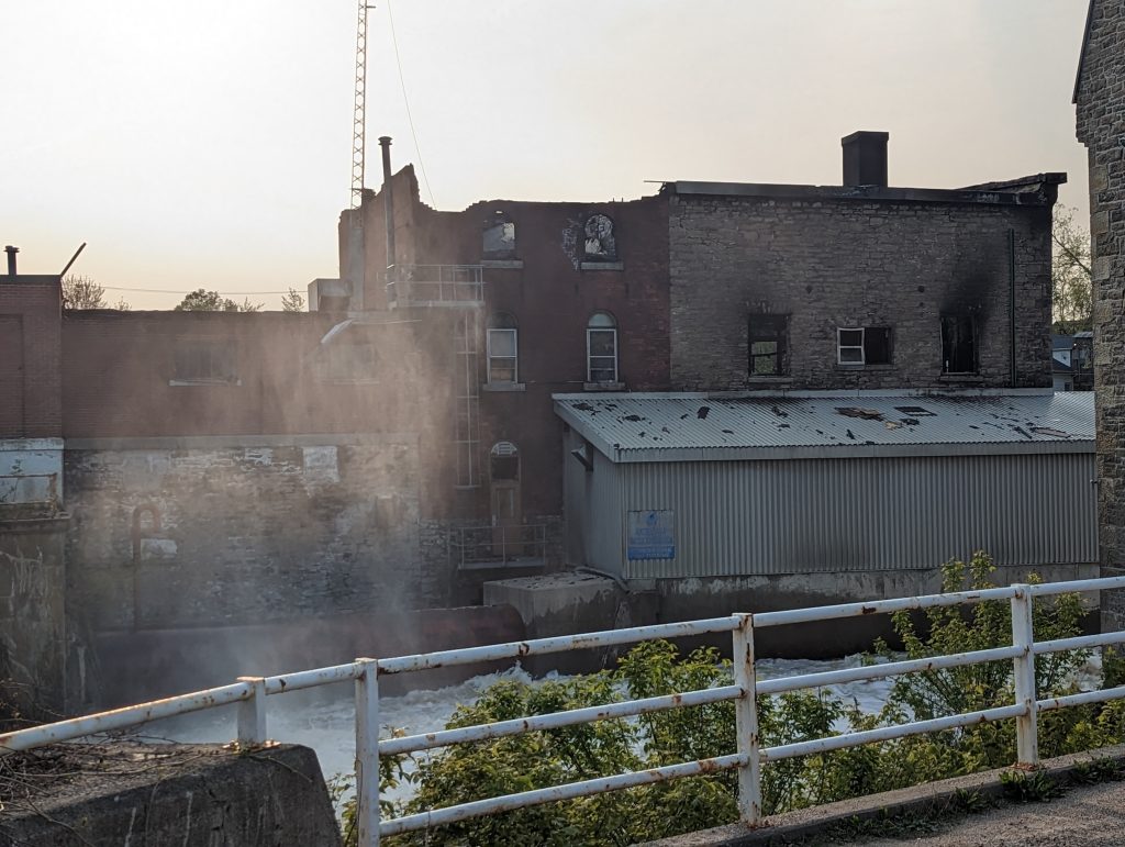 Smiths Falls old water treatment plant fire