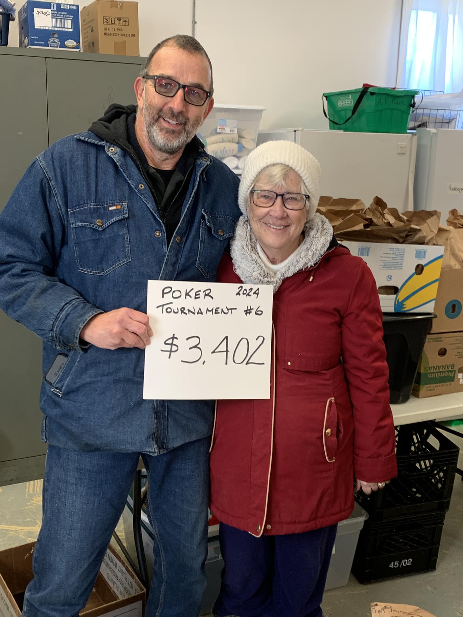 Roger Gallant present cheque to Bernice McLean for BAM of Food campaign.